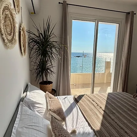 Sea View In Port Apartmán Paphos