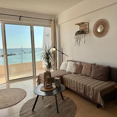 Apartment Sea View In Port *