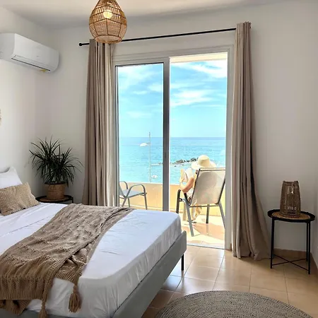 Sea View In Port Apartmán *